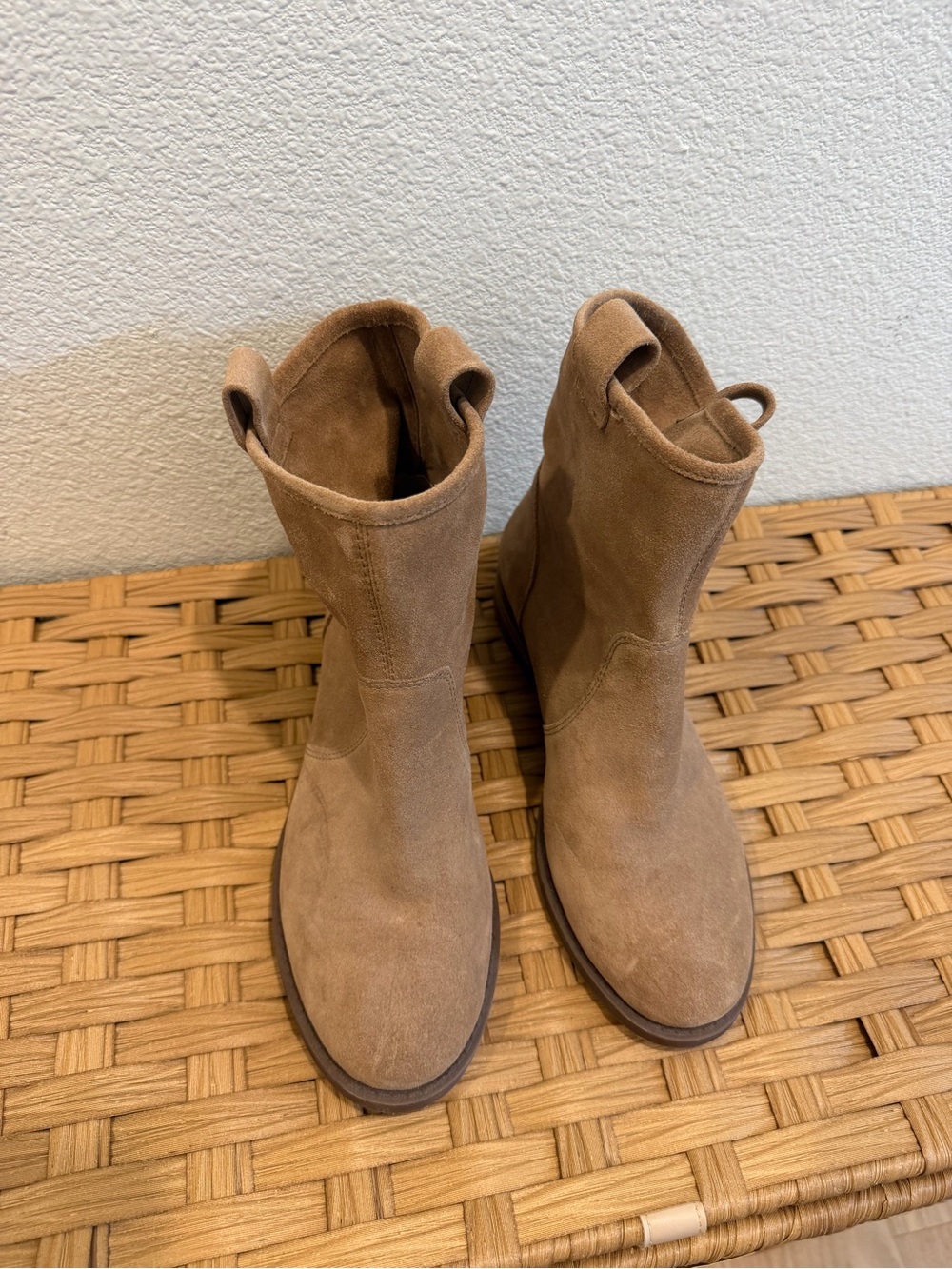 Women’s Suede Mid-Calf Pull-On Boots — Tan